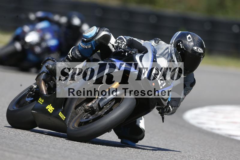 Archiv-2025/48 25.08.2025 Cornu Master School ADR/rot-rouge/24